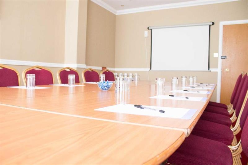 Cairn Hotel Bathgate Bagian luar foto